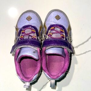 Girls Wish Sneakers 9